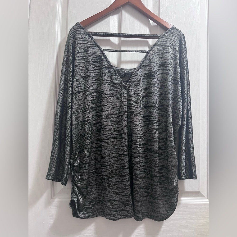 Faded Glory women’s V-neck blouse.